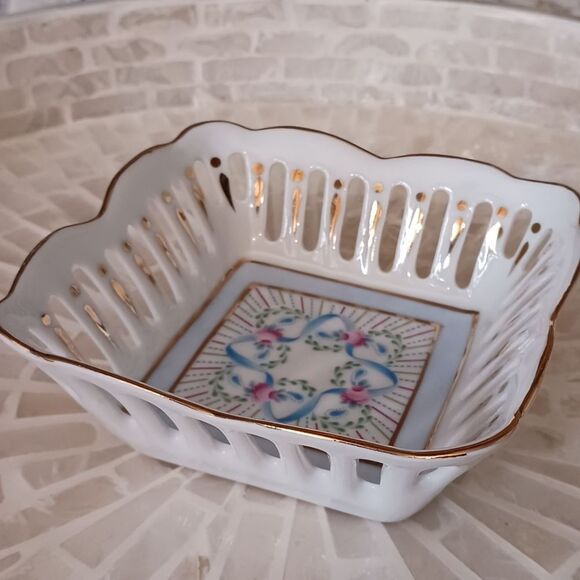 Vintage Trinkets Holder by Royal Danube - Picture 10 of 10